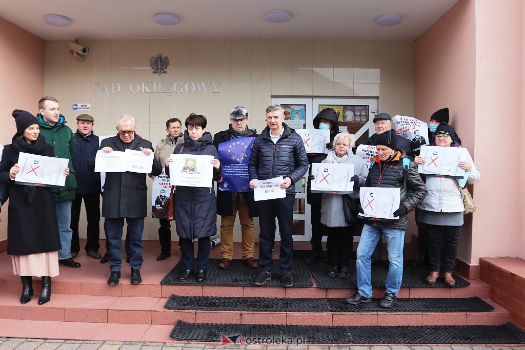 Protest sędziów w Ostrołęce [18.02.2022] - zdjęcie #7 - eOstroleka.pl