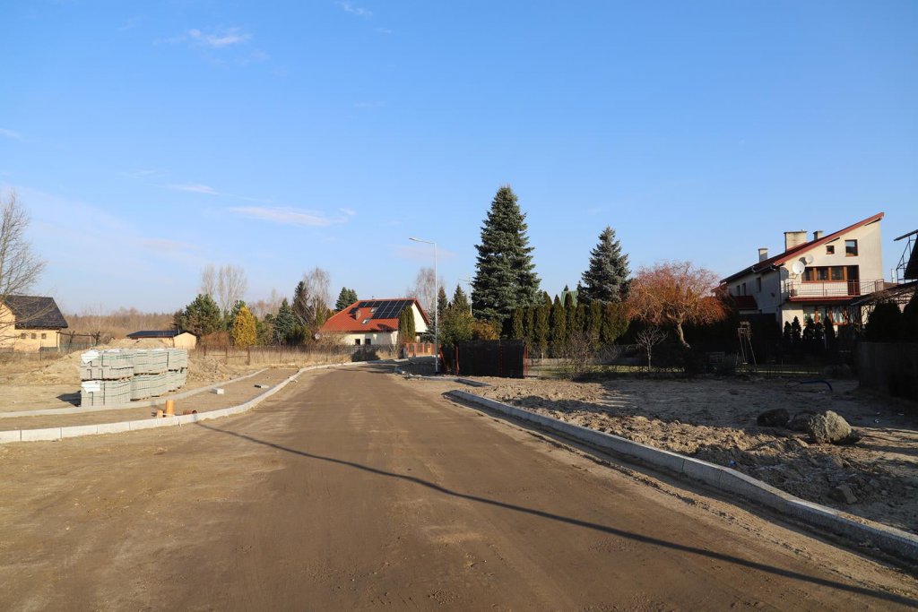 Praca wre na Nadnarwiańskiej. Raport z placu budowy [18.02.2022] - zdjęcie #7 - eOstroleka.pl