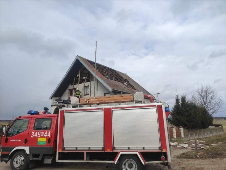 Wieje, niszczy i sieje strach. Kolejna noc z wichurą w regionie [19.02.2022] - zdjęcie #4 - eOstroleka.pl