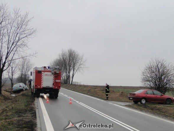 Wypadek pod Czerwinem 07.02.2011 - zdjęcie #2 - eOstroleka.pl