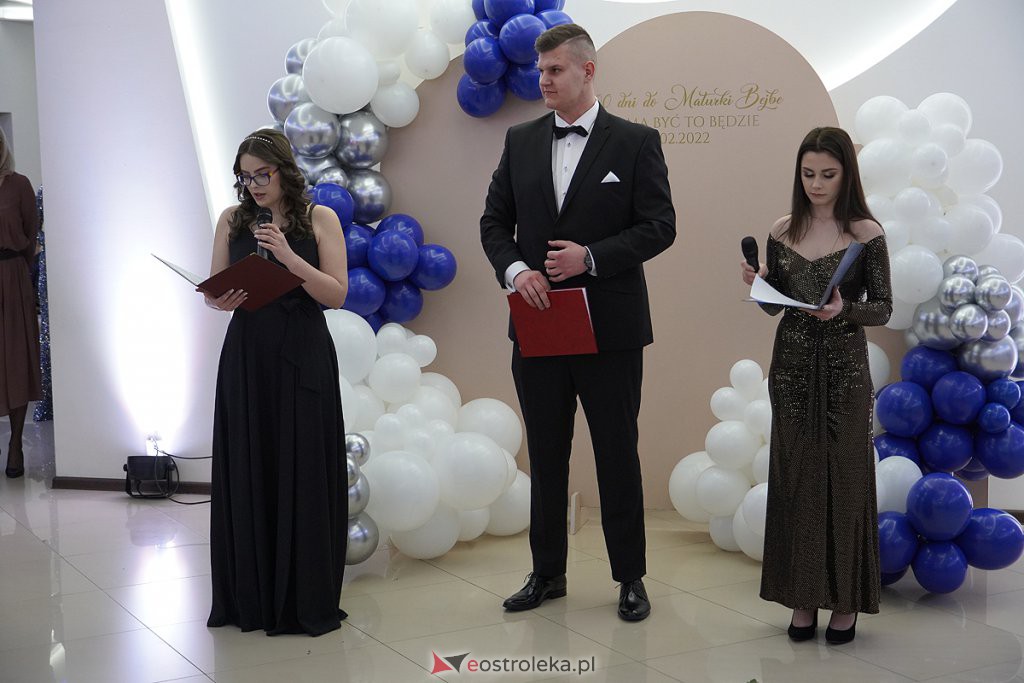 Studniówka 2022. Bal maturalny ZSZ 2 w Ostrołęce [19.02.2022] - zdjęcie #121 - eOstroleka.pl