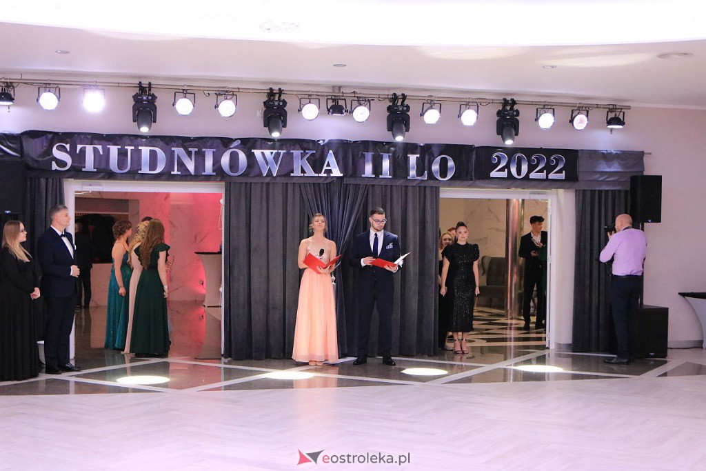 Studniówka 2022 w II LO w Ostrołęce. Tak bawili się maturzyści [19.02.2022] - zdjęcie #1 - eOstroleka.pl