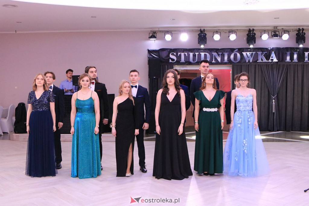 Studniówka 2022 w II LO w Ostrołęce. Tak bawili się maturzyści [19.02.2022] - zdjęcie #126 - eOstroleka.pl