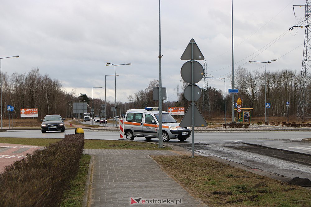 Utrudnienia na mini-obwodnicy w Ostrołęce [22.02.2022] - zdjęcie #10 - eOstroleka.pl