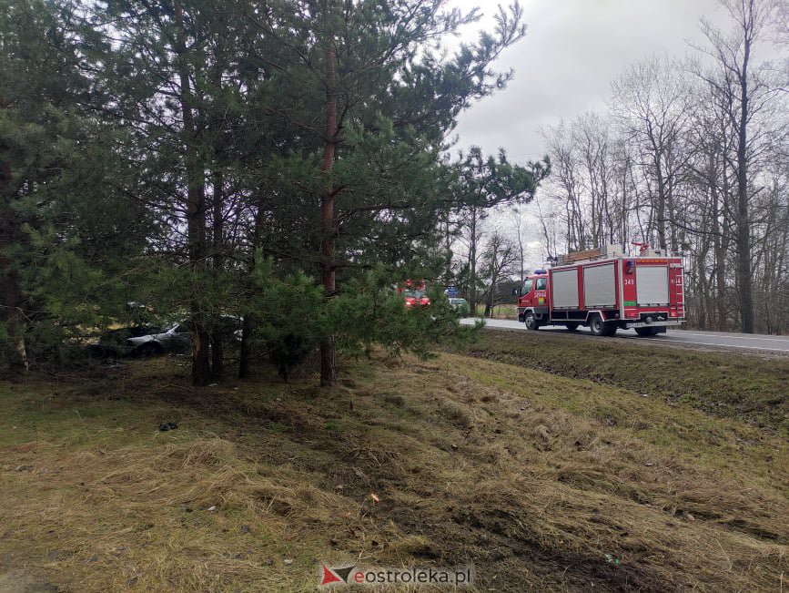 Wypadek na DK-53 między Ostrołęką a Dylewem [23.02.2022] - zdjęcie #10 - eOstroleka.pl