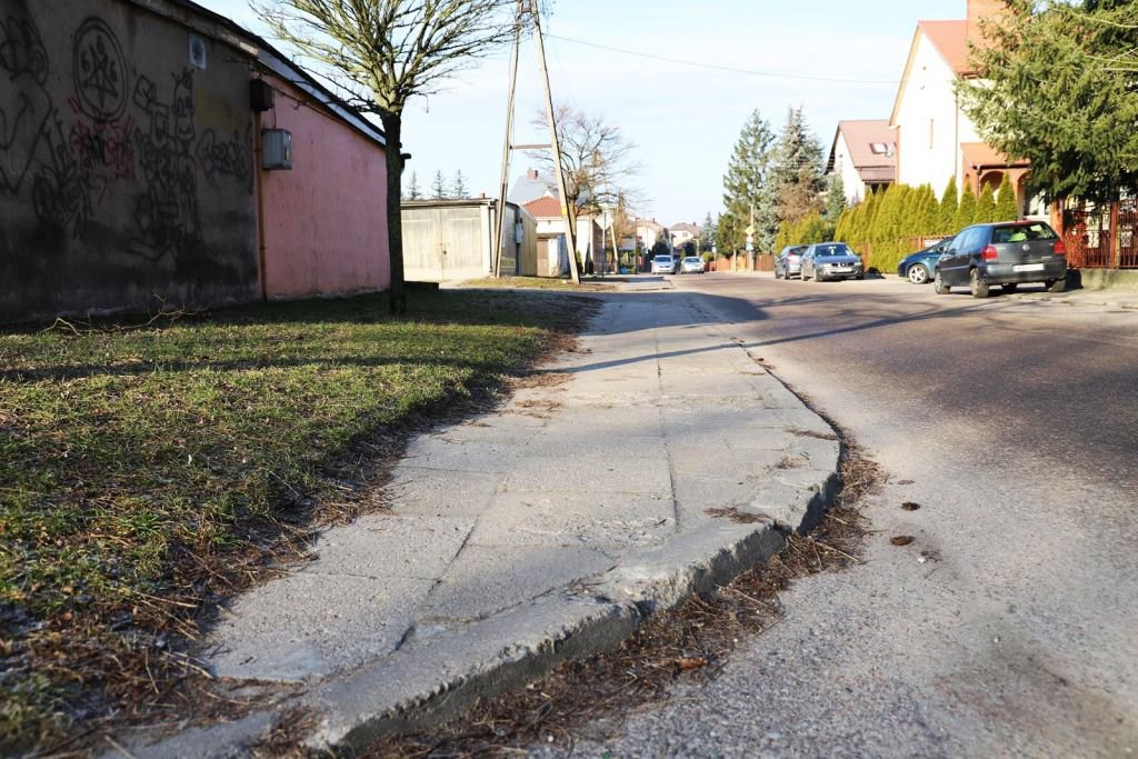 Nowe chodniki przy ul. Króla Władysława Jagiełły - zdjęcie #9 - eOstroleka.pl