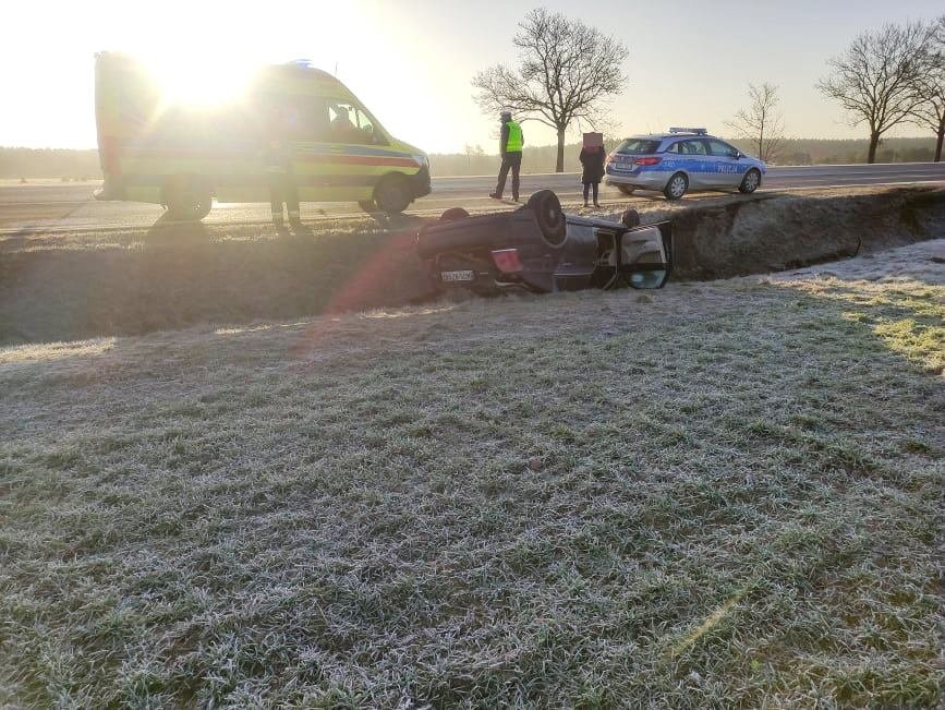 Dachowanie w Kordowie [24.02.2022] - zdjęcie #9 - eOstroleka.pl