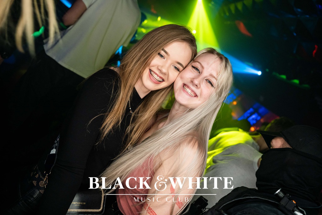 Ronnie Ferrari w Clubie Black&White [18.02.2022] - zdjęcie #40 - eOstroleka.pl