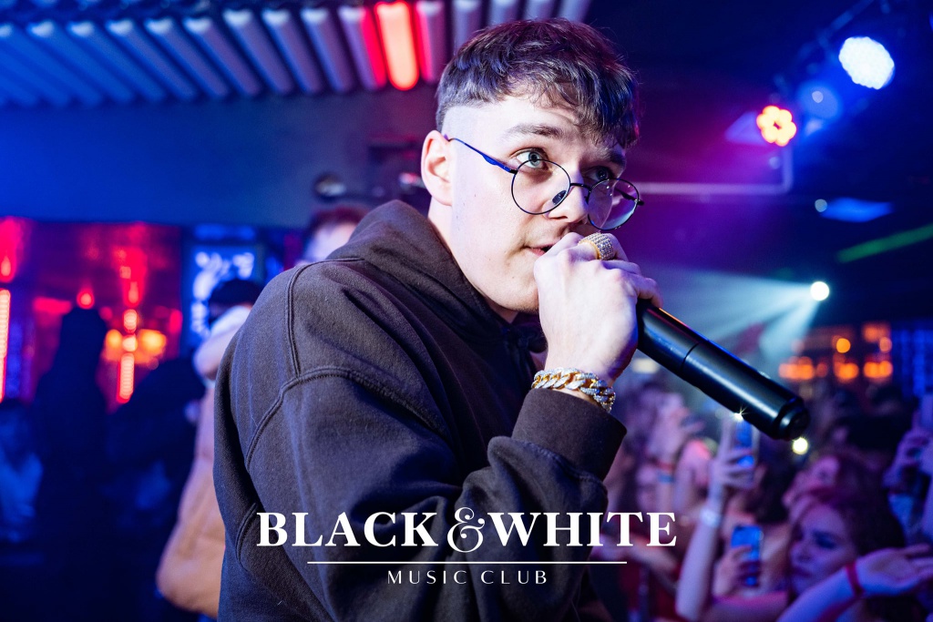 Ronnie Ferrari w Clubie Black&White [18.02.2022] - zdjęcie #24 - eOstroleka.pl