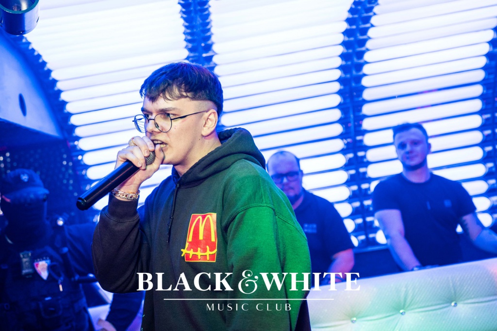 Ronnie Ferrari w Clubie Black&White [18.02.2022] - zdjęcie #17 - eOstroleka.pl