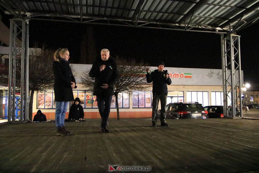 Ostrołęczanie solidarni z Ukrainą. W trudnym czasie bądźmy razem [24.02.2022] - zdjęcie #36 - eOstroleka.pl