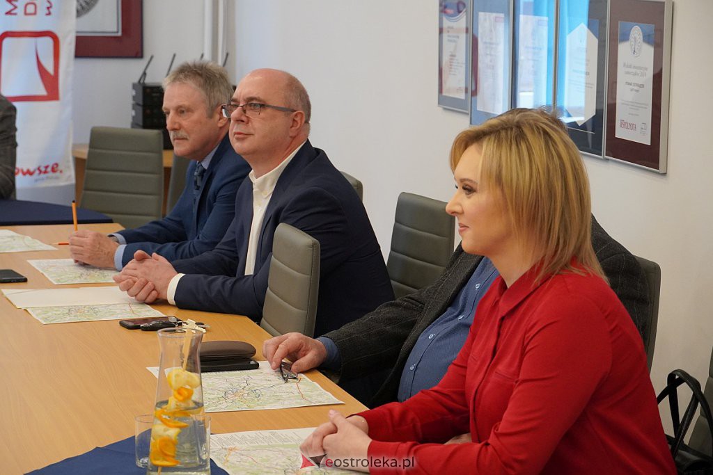 Podpisanie umowy z wykonawcą projektu budowy obwodnicy Ostrołęki - zdjęcie #30 - eOstroleka.pl