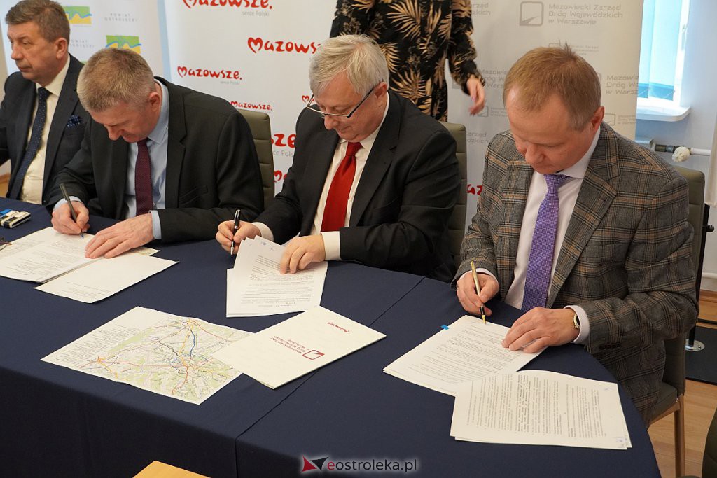 Podpisanie umowy z wykonawcą projektu budowy obwodnicy Ostrołęki - zdjęcie #11 - eOstroleka.pl