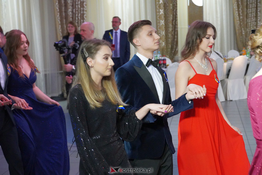 Studniówka 2022. I LO w Ostrołęce - zdjęcie #263 - eOstroleka.pl