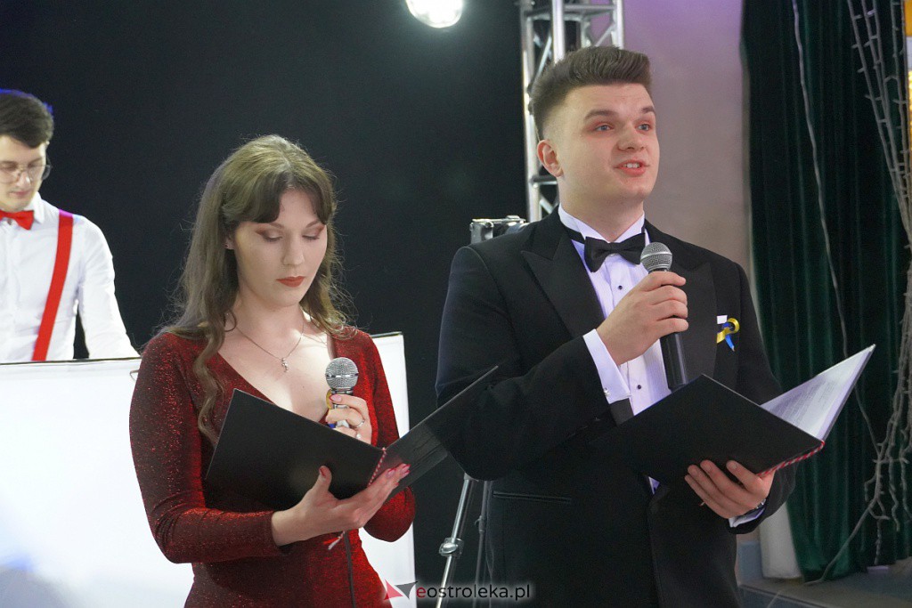 Studniówka 2022. I LO w Ostrołęce - zdjęcie #233 - eOstroleka.pl