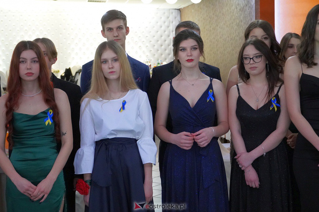 Studniówka 2022. I LO w Ostrołęce - zdjęcie #218 - eOstroleka.pl