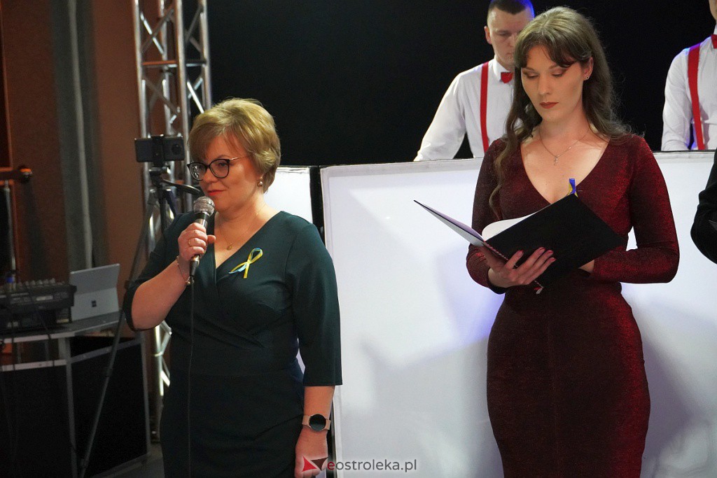 Studniówka 2022. I LO w Ostrołęce - zdjęcie #204 - eOstroleka.pl