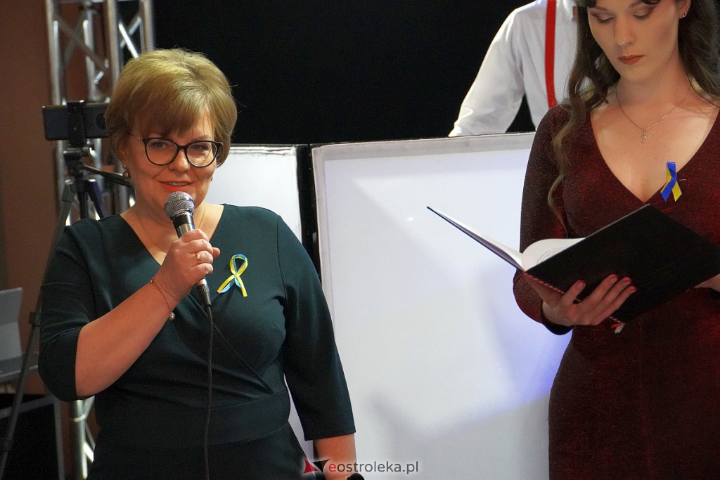 Studniówka 2022. I LO w Ostrołęce - zdjęcie #202 - eOstroleka.pl
