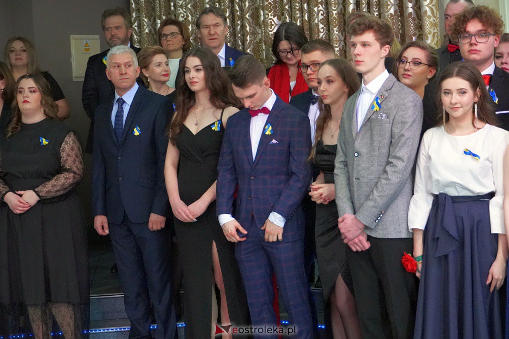 Studniówka 2022. I LO w Ostrołęce - zdjęcie #196 - eOstroleka.pl