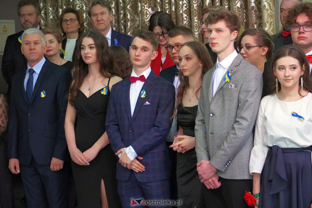 Studniówka 2022. I LO w Ostrołęce - zdjęcie #192 - eOstroleka.pl
