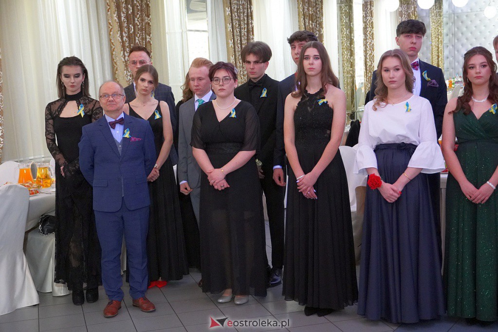 Studniówka 2022. I LO w Ostrołęce - zdjęcie #188 - eOstroleka.pl