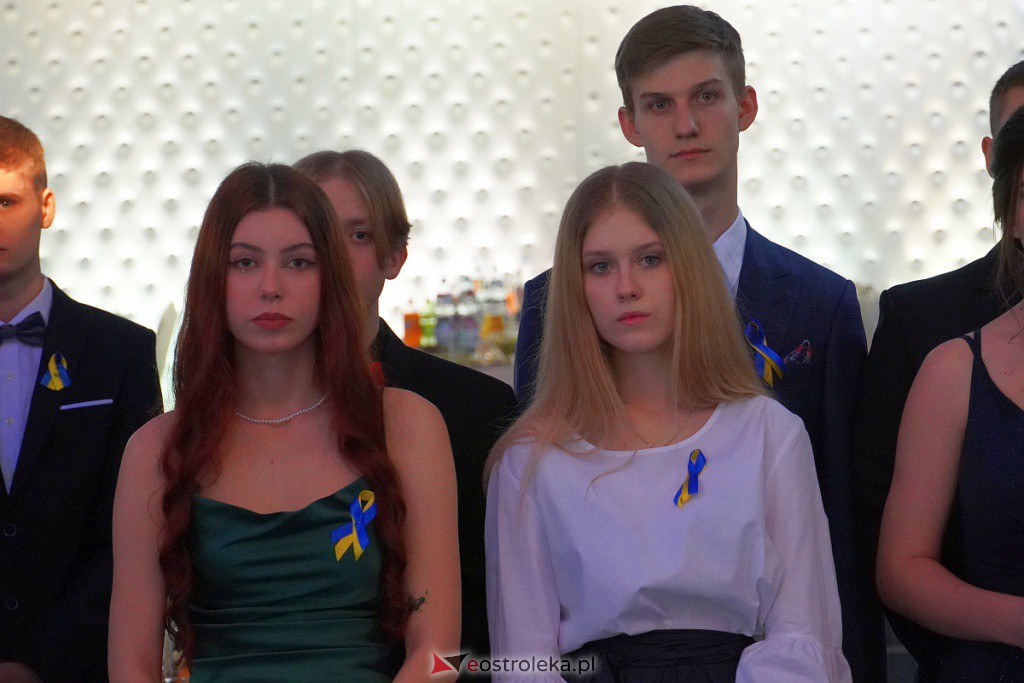 Studniówka 2022. I LO w Ostrołęce - zdjęcie #187 - eOstroleka.pl
