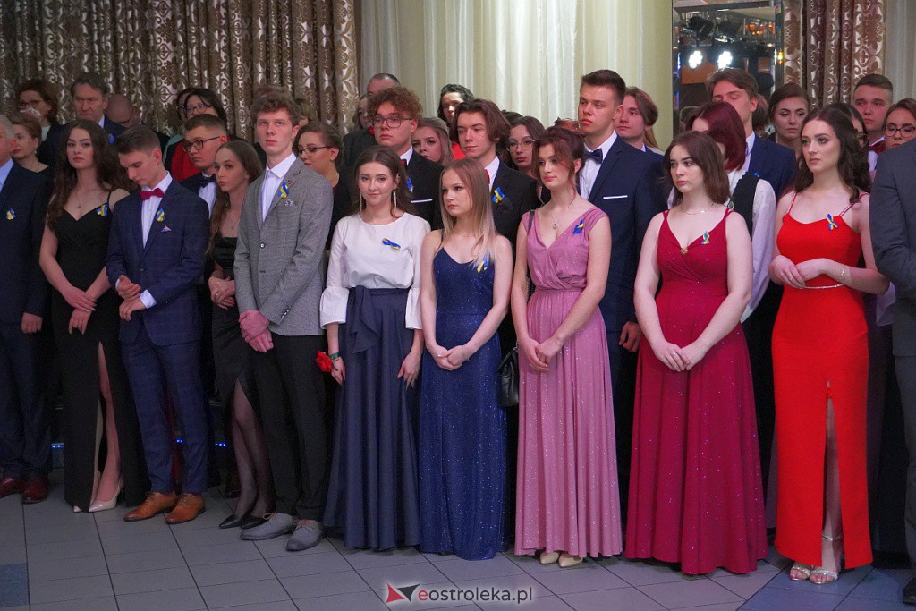 Studniówka 2022. I LO w Ostrołęce - zdjęcie #181 - eOstroleka.pl