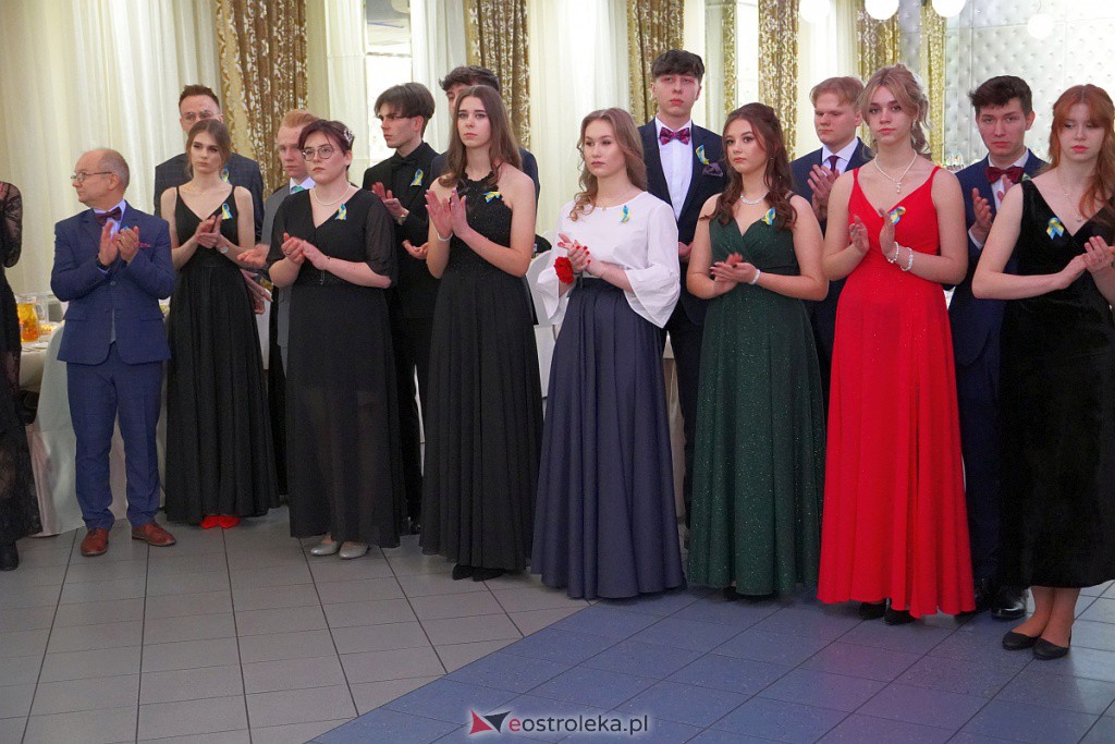 Studniówka 2022. I LO w Ostrołęce - zdjęcie #179 - eOstroleka.pl