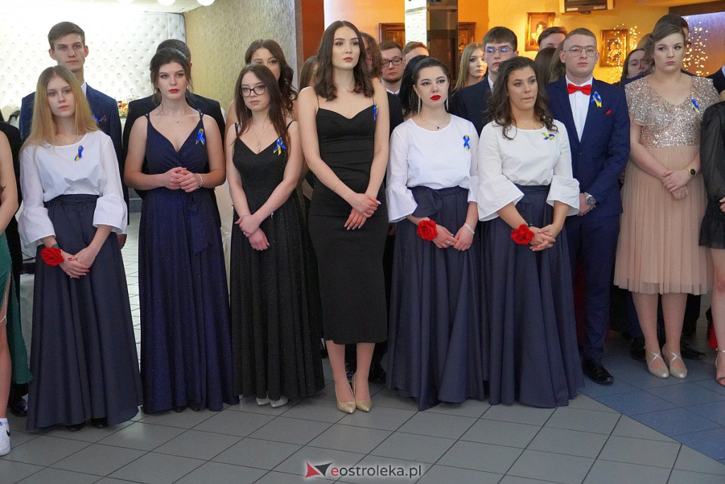 Studniówka 2022. I LO w Ostrołęce - zdjęcie #177 - eOstroleka.pl