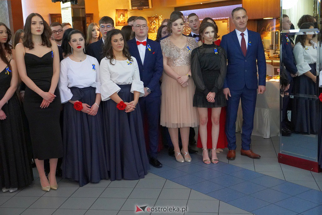 Studniówka 2022. I LO w Ostrołęce - zdjęcie #175 - eOstroleka.pl
