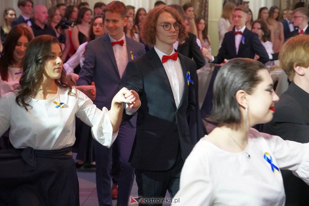 Studniówka 2022. I LO w Ostrołęce - zdjęcie #164 - eOstroleka.pl