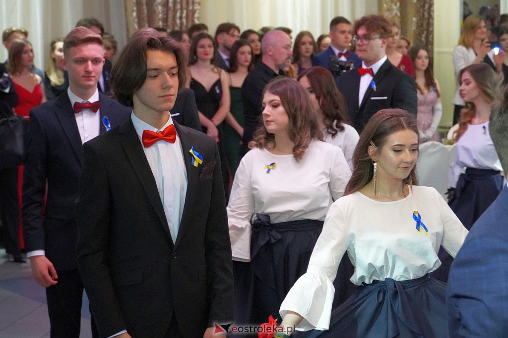 Studniówka 2022. I LO w Ostrołęce - zdjęcie #162 - eOstroleka.pl