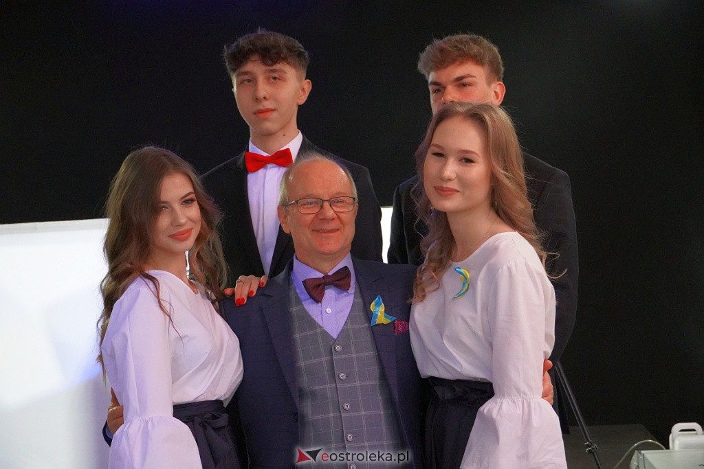 Studniówka 2022. I LO w Ostrołęce - zdjęcie #66 - eOstroleka.pl