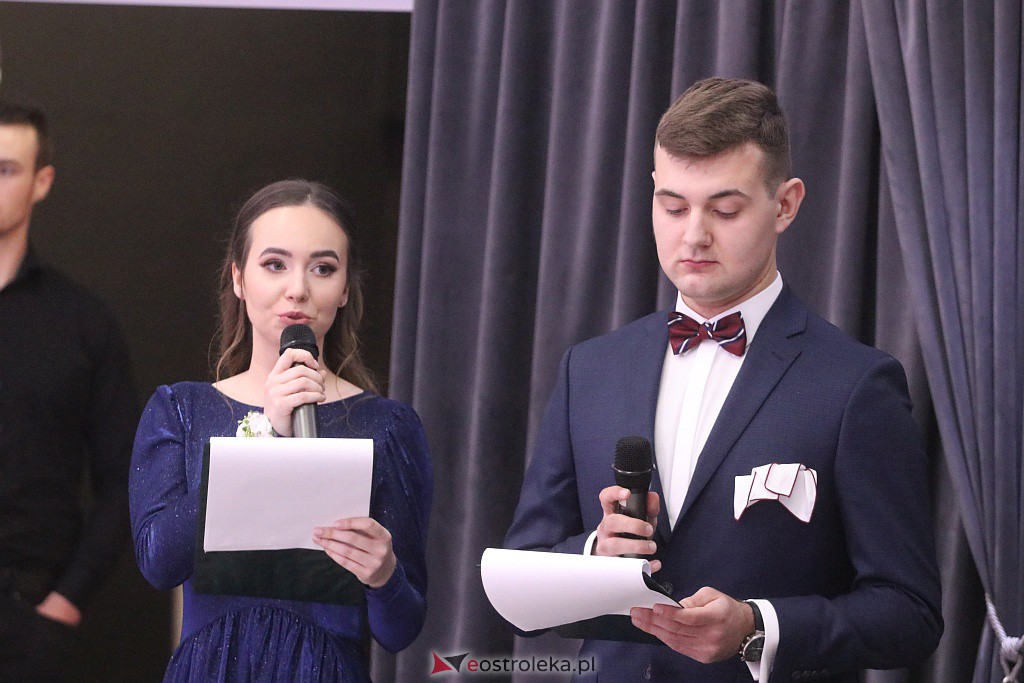 Studniówka 2022. III LO w Ostrołęce [26.02.2022] - zdjęcie #249 - eOstroleka.pl