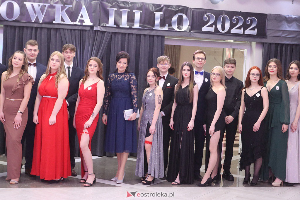 Studniówka 2022. III LO w Ostrołęce [26.02.2022] - zdjęcie #216 - eOstroleka.pl