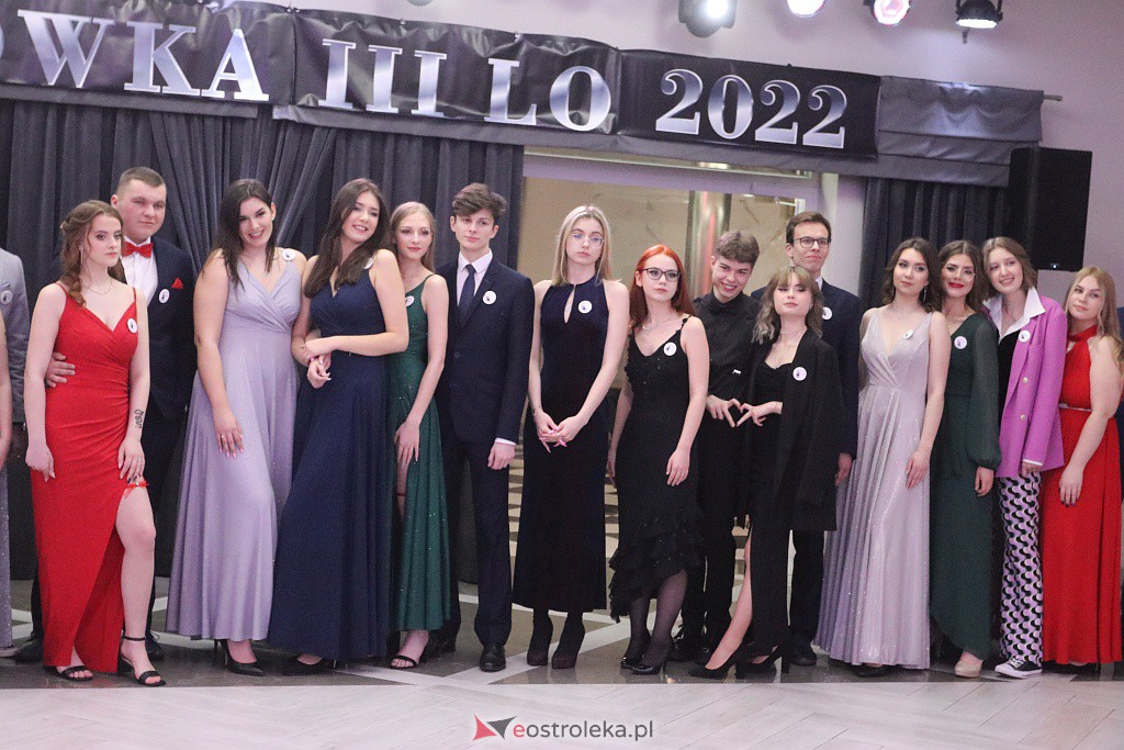 Studniówka 2022. III LO w Ostrołęce [26.02.2022] - zdjęcie #202 - eOstroleka.pl