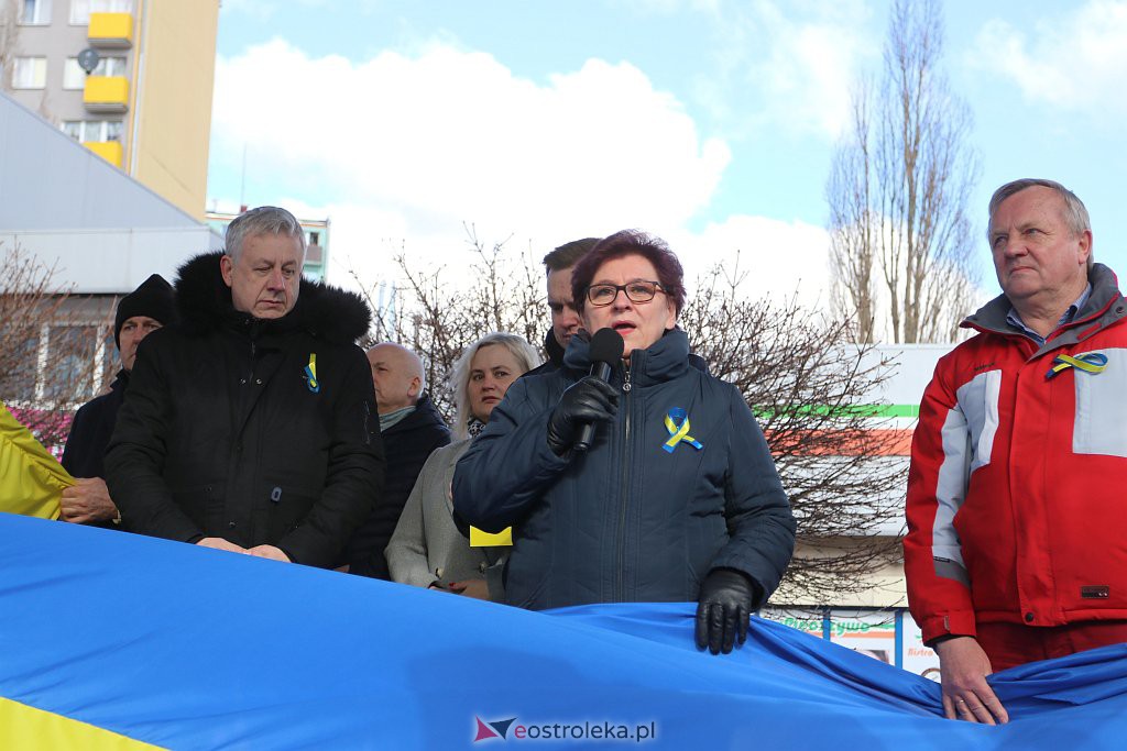 Wiec poparcia dla Ukrainy [27.02.2022] - zdjęcie #30 - eOstroleka.pl