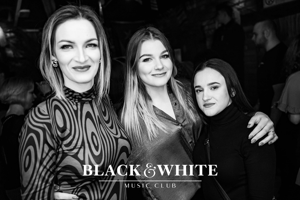 Weekend w Clubie Black&White: „Kto w lutym urodzony jest…” [19.02.2022] - zdjęcie #15 - eOstroleka.pl
