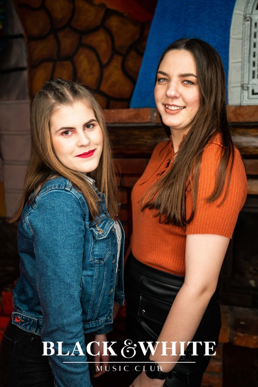 Weekend w Clubie Black&White: „Kto w lutym urodzony jest…” [19.02.2022] - zdjęcie #17 - eOstroleka.pl