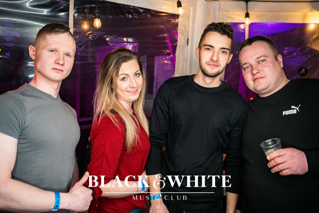 Weekend w Clubie Black&White: „Kto w lutym urodzony jest…” [19.02.2022] - zdjęcie #13 - eOstroleka.pl