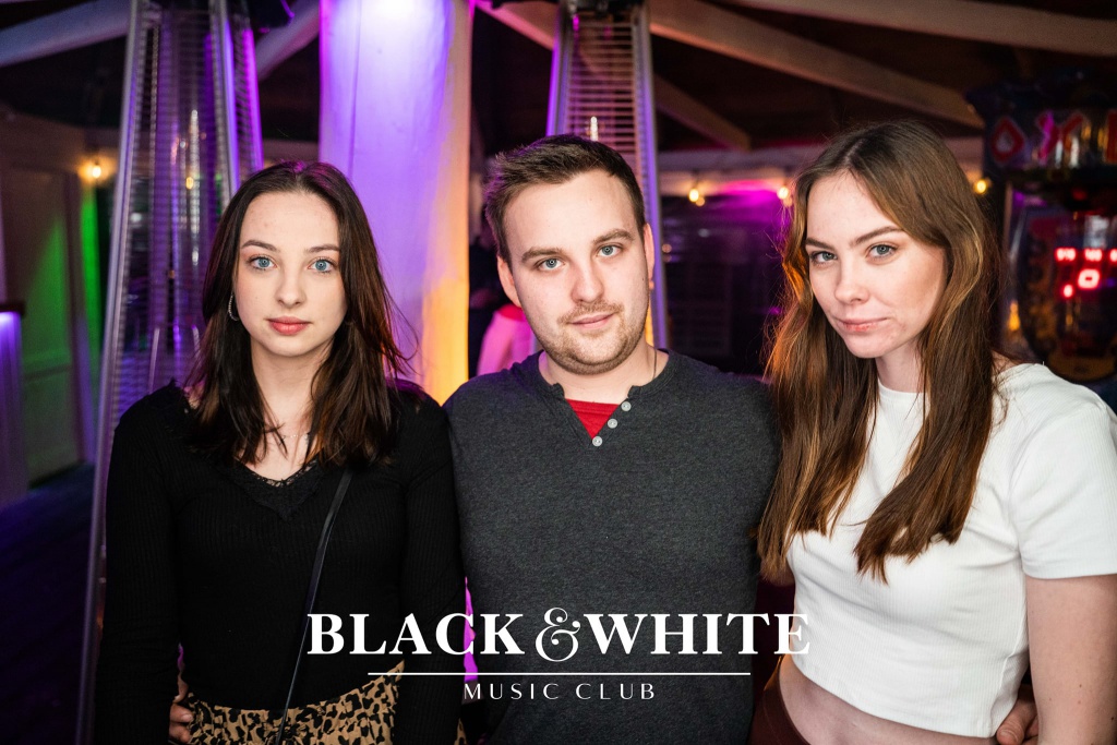 Weekend w Clubie Black&White: „Kto w lutym urodzony jest…” [19.02.2022] - zdjęcie #12 - eOstroleka.pl