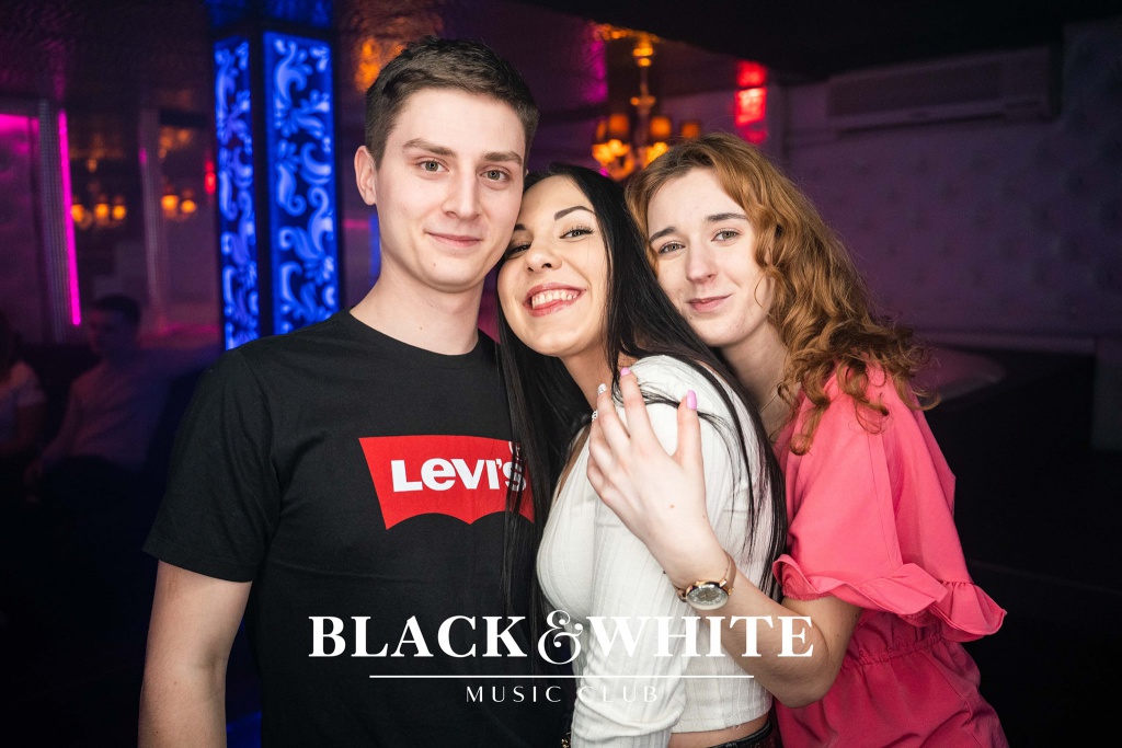 Weekend w Clubie Black&White: „Kto w lutym urodzony jest…” [19.02.2022] - zdjęcie #62 - eOstroleka.pl