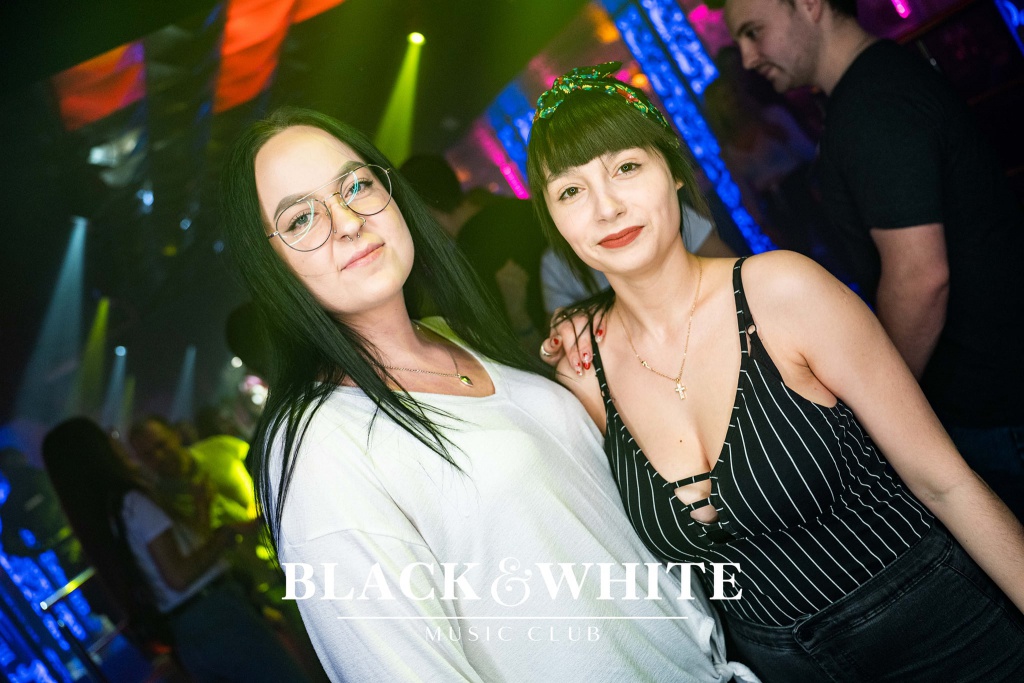 Weekend w Clubie Black&White: „Kto w lutym urodzony jest…” [19.02.2022] - zdjęcie #64 - eOstroleka.pl