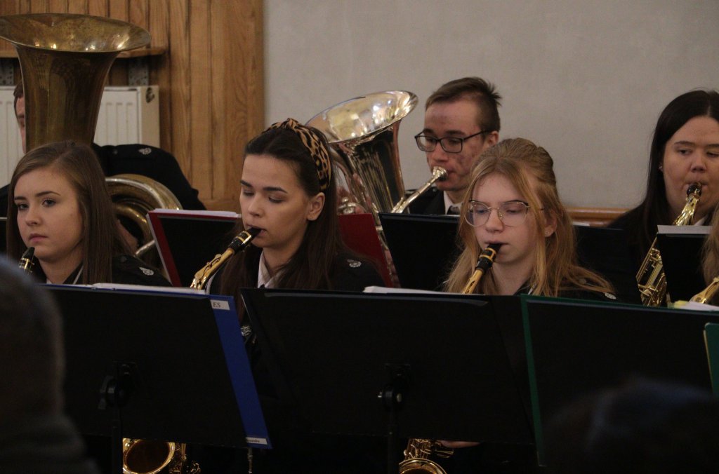 Pomodlili się w intencji poległych Obrońców Ojczyzny [27.02.2022] - zdjęcie #8 - eOstroleka.pl