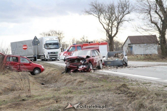 Wypadek kordowo (08-02-2011) - zdjęcie #13 - eOstroleka.pl