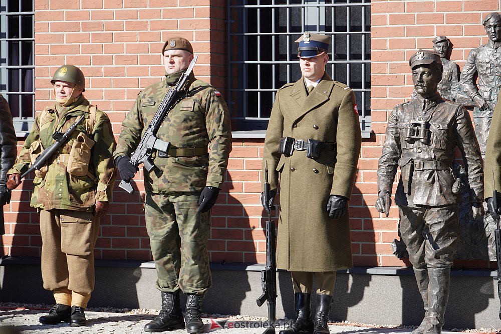 Oficjalne otwarcie Muzeum Żołnierzy Wyklętych w Ostrołęce [01.03.2022] - zdjęcie #35 - eOstroleka.pl