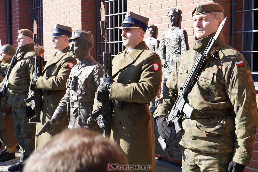 Oficjalne otwarcie Muzeum Żołnierzy Wyklętych w Ostrołęce [01.03.2022] - zdjęcie #157 - eOstroleka.pl