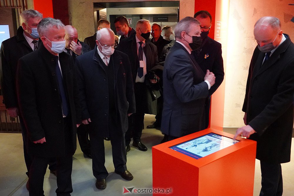 Oficjalne otwarcie Muzeum Żołnierzy Wyklętych w Ostrołęce [01.03.2022] - zdjęcie #216 - eOstroleka.pl