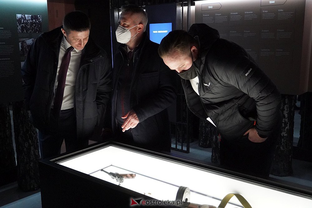 Oficjalne otwarcie Muzeum Żołnierzy Wyklętych w Ostrołęce [01.03.2022] - zdjęcie #178 - eOstroleka.pl