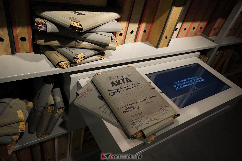 Oficjalne otwarcie Muzeum Żołnierzy Wyklętych w Ostrołęce [01.03.2022] - zdjęcie #172 - eOstroleka.pl